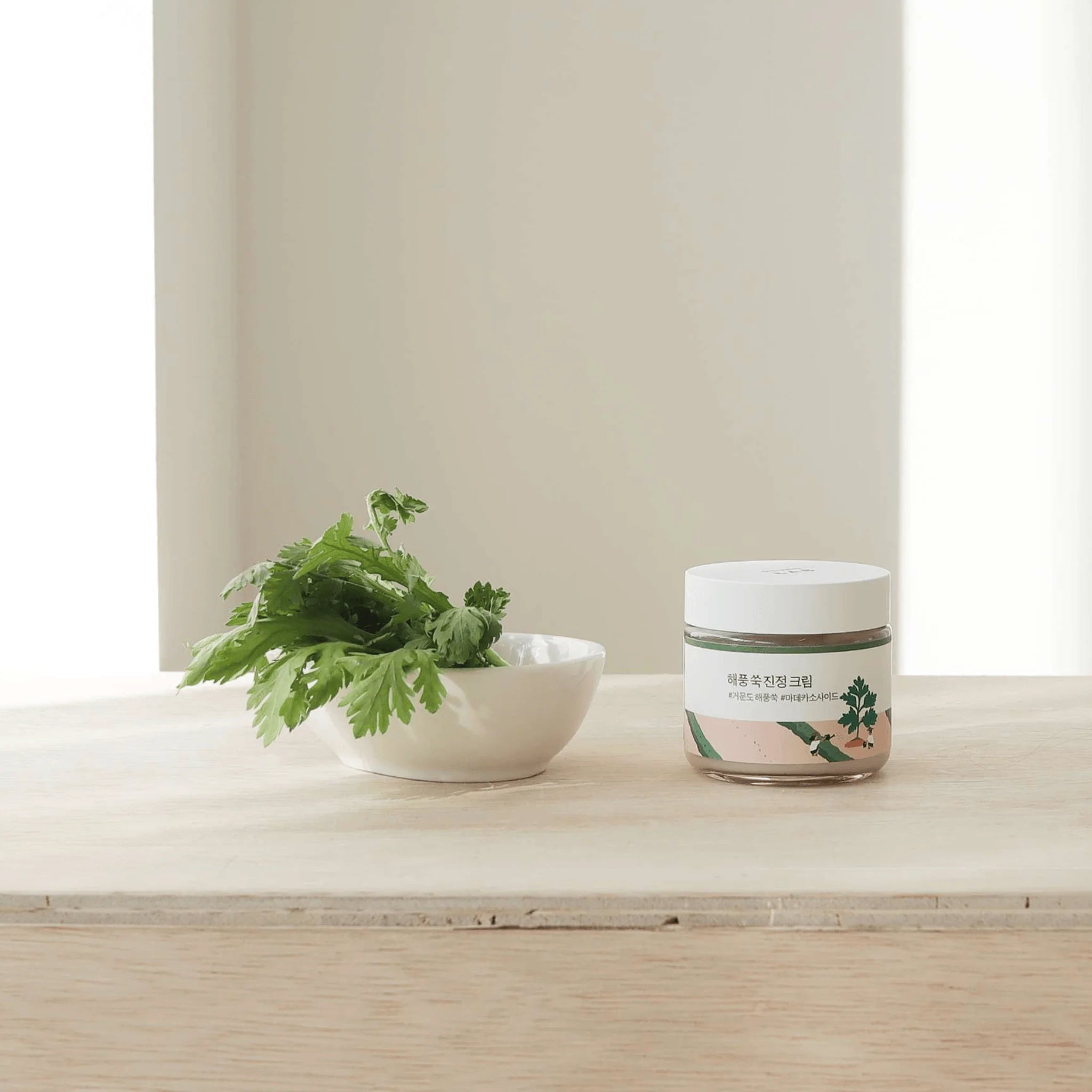 ROUND LAB - Mugwort Calming Cream